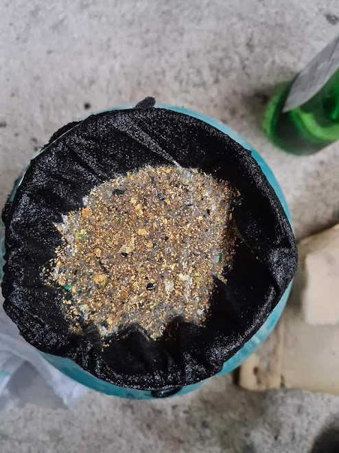 Raw gold dust